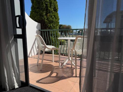 Bluewater Hotel in อฮูริรี Bluewater Hotel in อฮูริรี