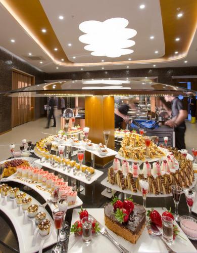 Eten en drinken, Michell Hotel & Spa - Adult Only - Ultra All Inclusive in Kestel Eten en drinken, Michell Hotel & Spa - Adult Only - Ultra All Inclusive in Kestel