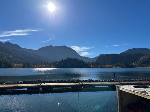Whispering Pines in June Lake (CA) Whispering Pines in June Lake (CA)