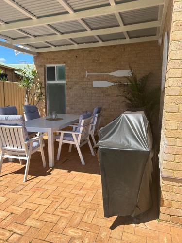 Blue Holes Bungalow in Kalbarri Blue Holes Bungalow in Kalbarri