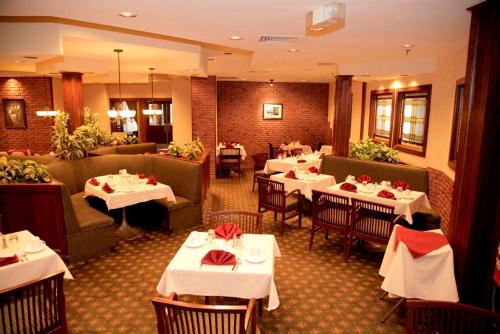 Restaurant, Albatross Hotel in Gander (NL) Restaurant, Albatross Hotel in Gander (NL)