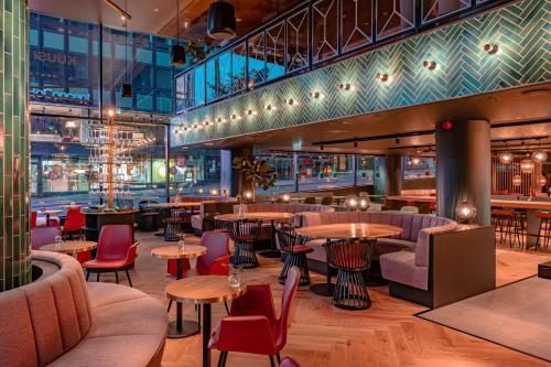 Restaurant, Marski by Scandic near Johannes Church Restaurant, Marski by Scandic near Johannes Church