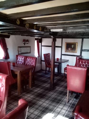 Facilities, The Punchbowl inn Okewoodhill in Ockley Facilities, The Punchbowl inn Okewoodhill in Ockley