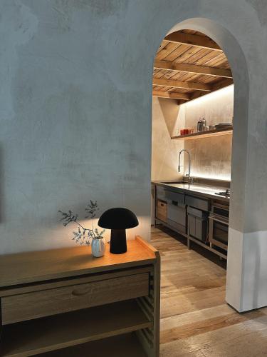 Kitchen, Ranch in the Woods, a Peaceful Designer Retreat in Warwick (NY) Kitchen, Ranch in the Woods, a Peaceful Designer Retreat in Warwick (NY)