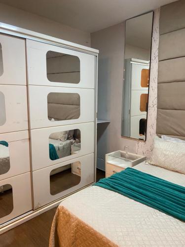 Sala e quarto prox ao Maracana e Engenhao in Meier Sala e quarto prox ao Maracana e Engenhao in Meier