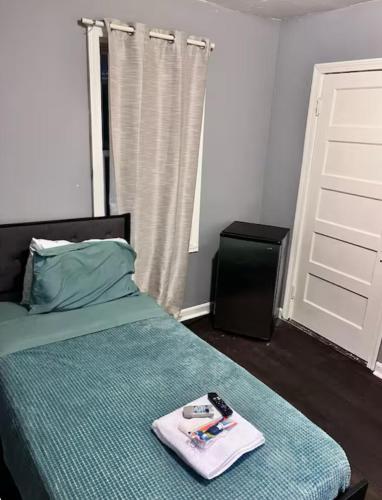 Dream Inn LLC Rm# 8 in Fitchburg Dream Inn LLC Rm# 8 in Fitchburg