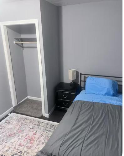 Dream Inn LLC Rm# 7 in Fitchburg Dream Inn LLC Rm# 7 in Fitchburg