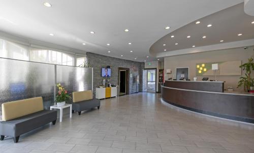Pacific Stay Hotel in 西科紋納市 (CA) Pacific Stay Hotel in 西科紋納市 (CA)