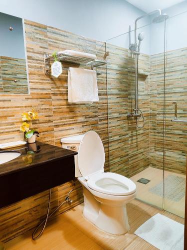 Huanying Hotel in Calapan Huanying Hotel in Calapan
