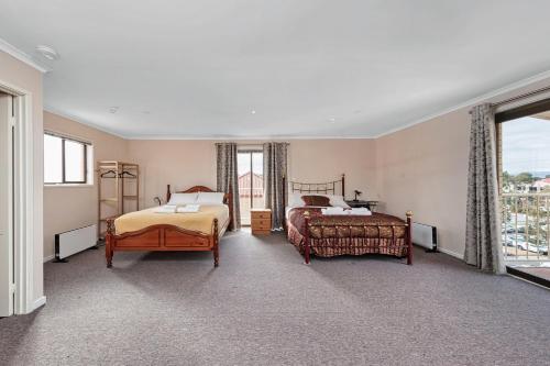 Tuggeranong Short Stay Tradie #11 in تاجيرانونج Tuggeranong Short Stay Tradie #11 in تاجيرانونج