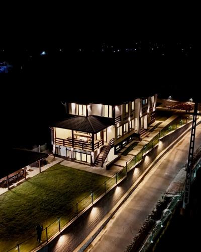 外部景觀, Conacu' Lacului Brebu in 下科爾努 外部景觀, Conacu' Lacului Brebu in 下科爾努