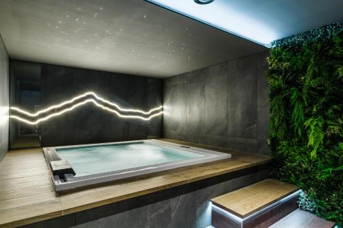 Bañera de hidromasaje, Wellness Hotel Svornost in Harrachov Bañera de hidromasaje, Wellness Hotel Svornost in Harrachov