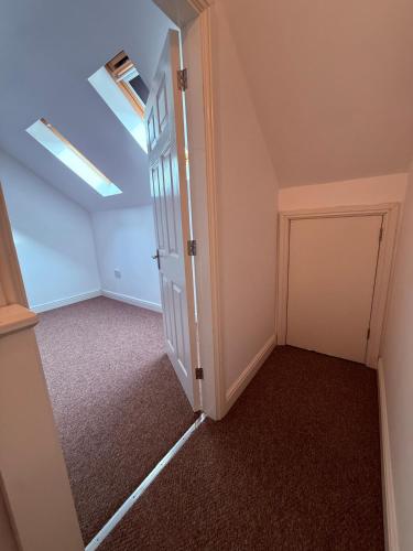 Beautiful park view town house in Pemberton Beautiful park view town house in Pemberton