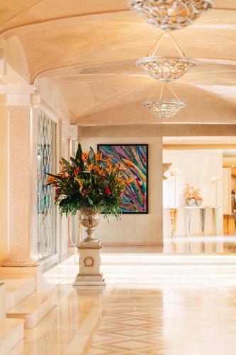 Előcsarnok, Hotel Eden Roc - The Leading Hotels of the World in Ascona Előcsarnok, Hotel Eden Roc - The Leading Hotels of the World in Ascona