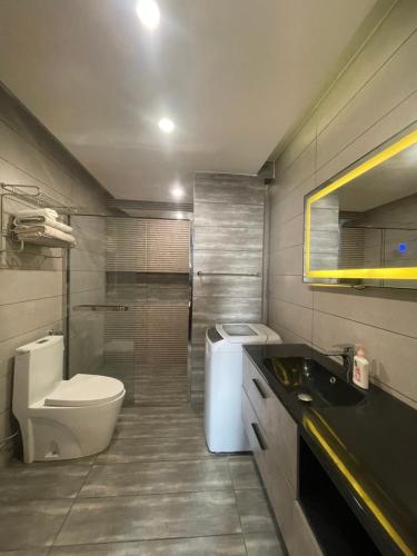 Modern Luxury Apt in Central Islamabad - image 4