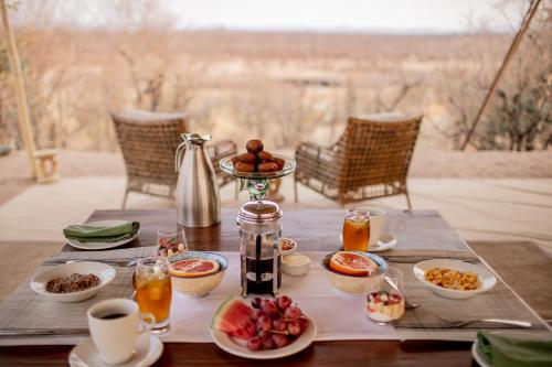 Food and beverages, Camp Chitubu in Hwange Food and beverages, Camp Chitubu in Hwange