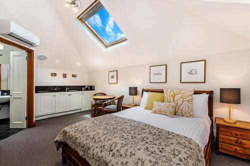 Guestroom, Sandstone Suites - In the heart of Port Fairy in Port Fairy Guestroom, Sandstone Suites - In the heart of Port Fairy in Port Fairy