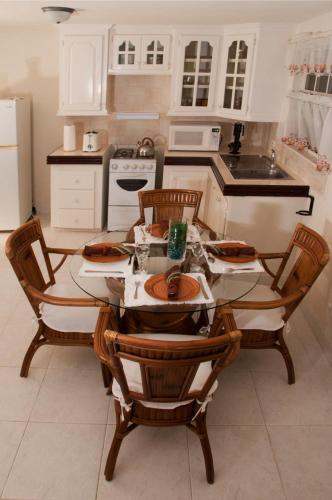 Kitchen, JersonApartments in Oistins Kitchen, JersonApartments in Oistins