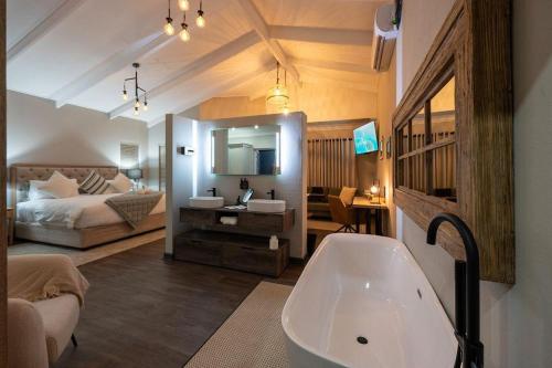 Familia Guesthouse & Boutique Hotel in Groblersdal Familia Guesthouse & Boutique Hotel in Groblersdal