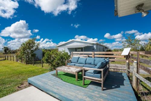 Surrounding environment, The Spacious Florida Oasis in Cleveland (FL) Surrounding environment, The Spacious Florida Oasis in Cleveland (FL)
