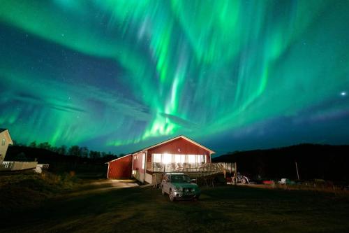 Olaåsen Gård (Olaasen Gard) in 哈爾斯塔市中心 Olaåsen Gård (Olaasen Gard) in 哈爾斯塔市中心