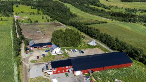 Olaåsen Gård (Olaasen Gard) in 哈爾斯塔市中心 Olaåsen Gård (Olaasen Gard) in 哈爾斯塔市中心