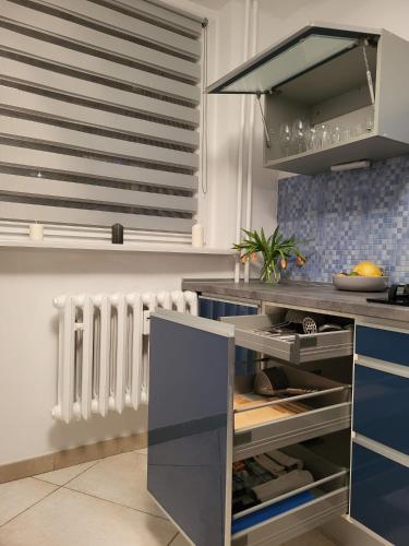 Cozinha, Hajmat Mój (Hajmat Moj) in Osiedle Tysiaclecia Cozinha, Hajmat Mój (Hajmat Moj) in Osiedle Tysiaclecia