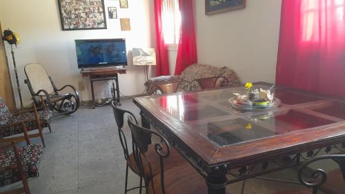 ห้องส่วนกลางสำหรับนั่งเล่น/ดูทีวี, Habitaciones en la Casa de Jose in ซานฮวน ห้องส่วนกลางสำหรับนั่งเล่น/ดูทีวี, Habitaciones en la Casa de Jose in ซานฮวน