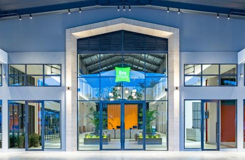 Lobby, ibis Styles Sepang KLIA near Mitsui Outlet Park Klia Sepang Lobby, ibis Styles Sepang KLIA near Mitsui Outlet Park Klia Sepang
