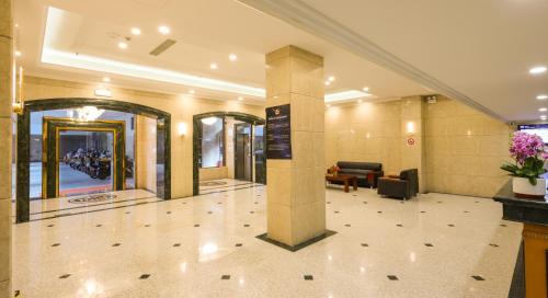 Лобби, Shanghai Yuhang Hotel in Шанхай Лобби, Shanghai Yuhang Hotel in Шанхай