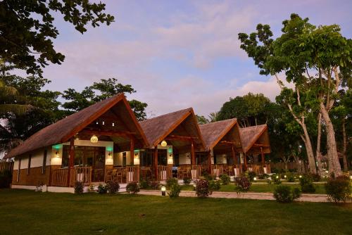 Entrance, Casa Verde Cliff Resort & Spa in Camotes Islands Entrance, Casa Verde Cliff Resort & Spa in Camotes Islands