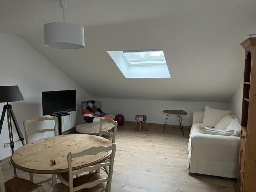 Létesítmények, 2 pièces neuf, au coeur de ville 37m2 (2 pieces neuf, au coeur de ville 37m2) in Le Creusot Létesítmények, 2 pièces neuf, au coeur de ville 37m2 (2 pieces neuf, au coeur de ville 37m2) in Le Creusot