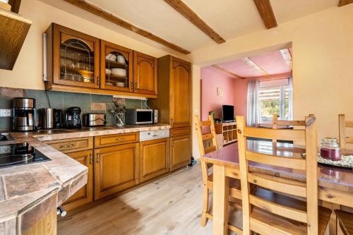 ห้องครัว, Ferienhaus Fichtelberg in โอเบอร์ไวเซนทัล ห้องครัว, Ferienhaus Fichtelberg in โอเบอร์ไวเซนทัล