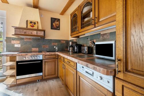 ห้องครัว, Ferienhaus Fichtelberg in โอเบอร์ไวเซนทัล ห้องครัว, Ferienhaus Fichtelberg in โอเบอร์ไวเซนทัล