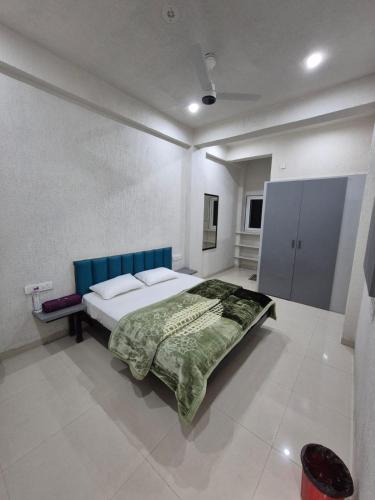 Hotel Blueberry in Bhedaghat Hotel Blueberry in Bhedaghat