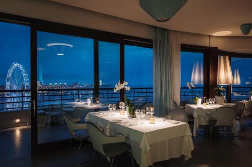 Restaurant, iH Hotels Bari Grande Albergo delle Nazioni in Bari Restaurant, iH Hotels Bari Grande Albergo delle Nazioni in Bari
