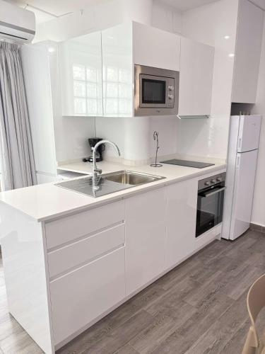 Konyha, Apartamentos Carmela in Benidorm Óváros Konyha, Apartamentos Carmela in Benidorm Óváros