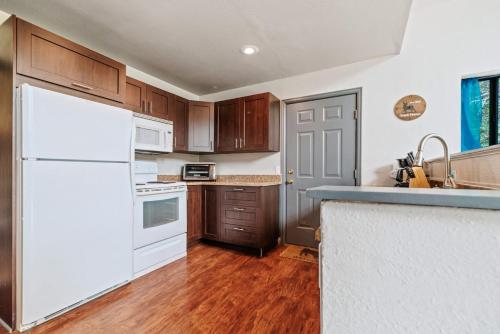 BlueRiver 3BD 2BA 10MI to Breck in Blue River BlueRiver 3BD 2BA 10MI to Breck in Blue River
