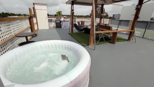 Terrace with Jacuzzi Modern 2 in Gobernador Piñero Terrace with Jacuzzi Modern 2 in Gobernador Piñero