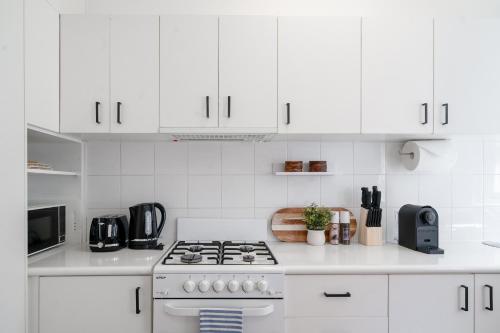 Facilities, Bellevue Hill 3BR Escape with Full kitchen in Bellevue Hill Facilities, Bellevue Hill 3BR Escape with Full kitchen in Bellevue Hill