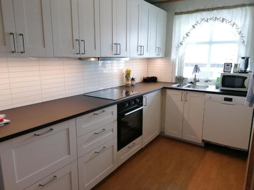 кухня, Cozy appartement in Finnsnes in Фіннснес кухня, Cozy appartement in Finnsnes in Фіннснес