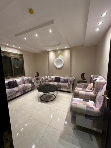 شقة مميزة ومريحة بموقع ممتاز بمكة المكرمة داخل حدود الحرم in Al Taniem شقة مميزة ومريحة بموقع ممتاز بمكة المكرمة داخل حدود الحرم in Al Taniem