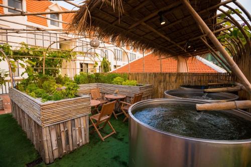 Restaurant, Palace Gate Hotel & Resort By EHM in Phnom Penh Restaurant, Palace Gate Hotel & Resort By EHM in Phnom Penh
