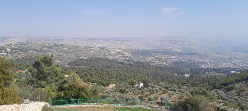 Offgrid Jerash-Ajlune MountainView Studio Shalea شاليه استوديو جبال جرش in Jarash Offgrid Jerash-Ajlune MountainView Studio Shalea شاليه استوديو جبال جرش in Jarash