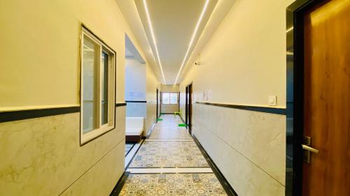 ردهة, Maa Narmada Hotel & Family Restaurant in Omkareshwar ردهة, Maa Narmada Hotel & Family Restaurant in Omkareshwar