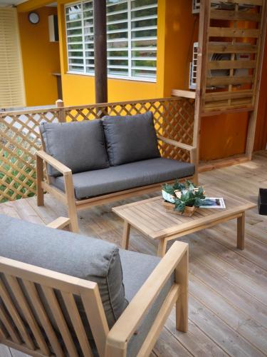 Udvendig, Chill Out, bungalow ensoleillé (Chill Out, bungalow ensoleille) in Grande Anse Udvendig, Chill Out, bungalow ensoleillé (Chill Out, bungalow ensoleille) in Grande Anse