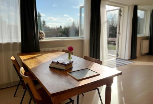 Facilities, Cozy guesthouse with outdoor space in Aabyhoj Facilities, Cozy guesthouse with outdoor space in Aabyhoj