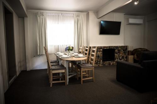 Facilities, Tall Trees Motel Mountain Retreat in Tamborine Mountain Facilities, Tall Trees Motel Mountain Retreat in Tamborine Mountain