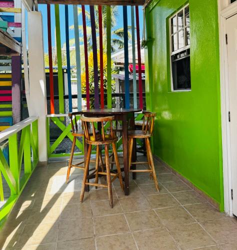 Esterno, Go Slow Hostel in Caye Caulker Esterno, Go Slow Hostel in Caye Caulker