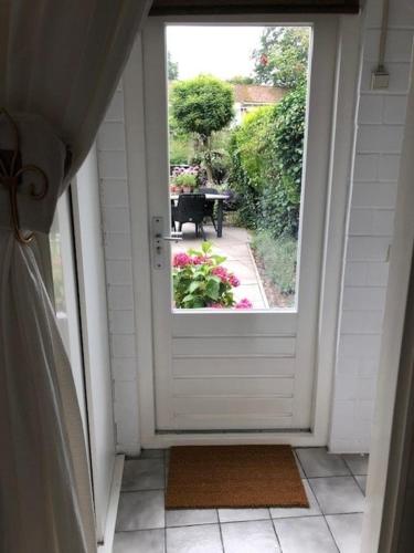 BY BABS guesthouse Bergen nh in บูนเดอร์มาร์เกอร์ BY BABS guesthouse Bergen nh in บูนเดอร์มาร์เกอร์